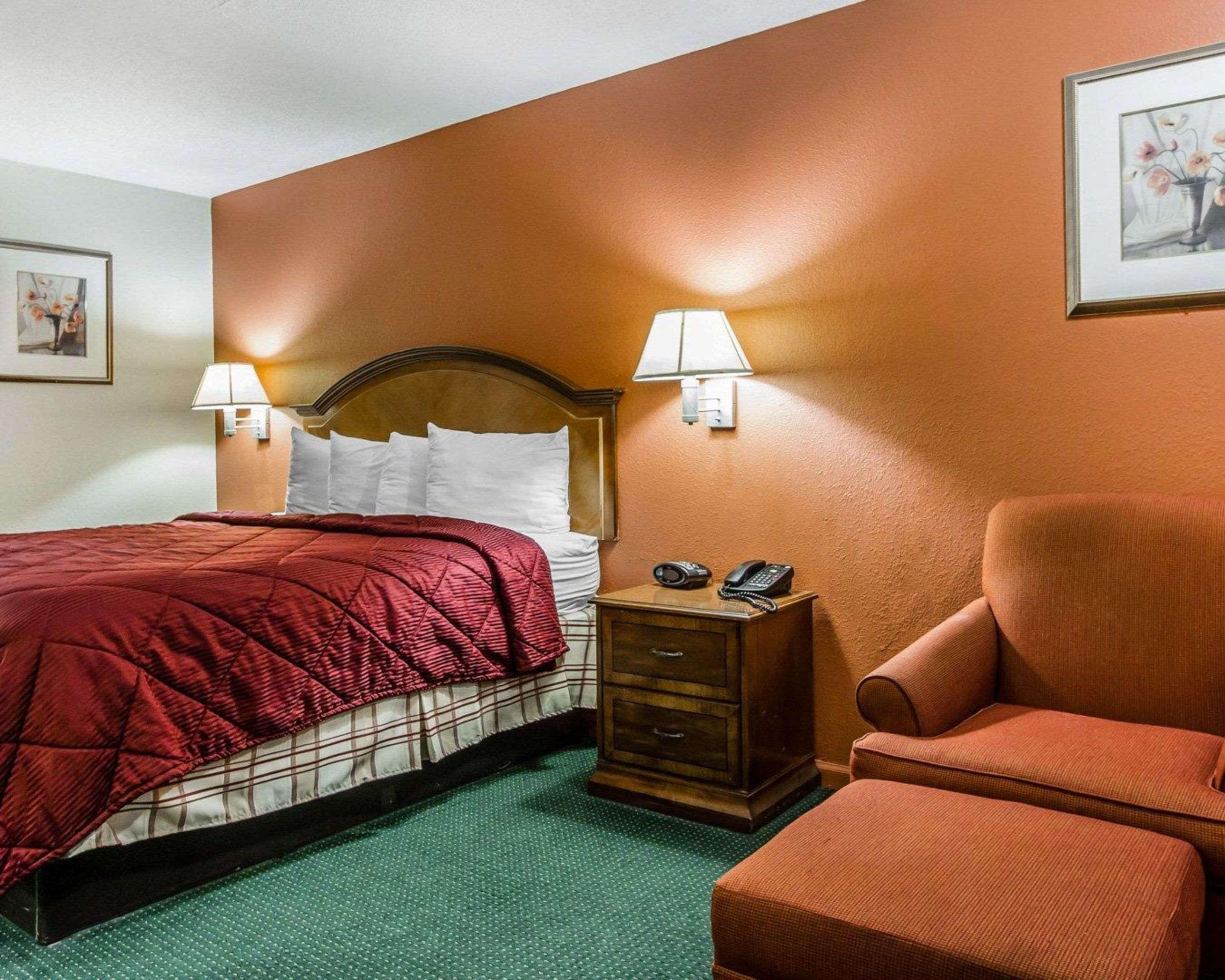 Econo Lodge Inn&Suites Enterprise Buitenkant foto