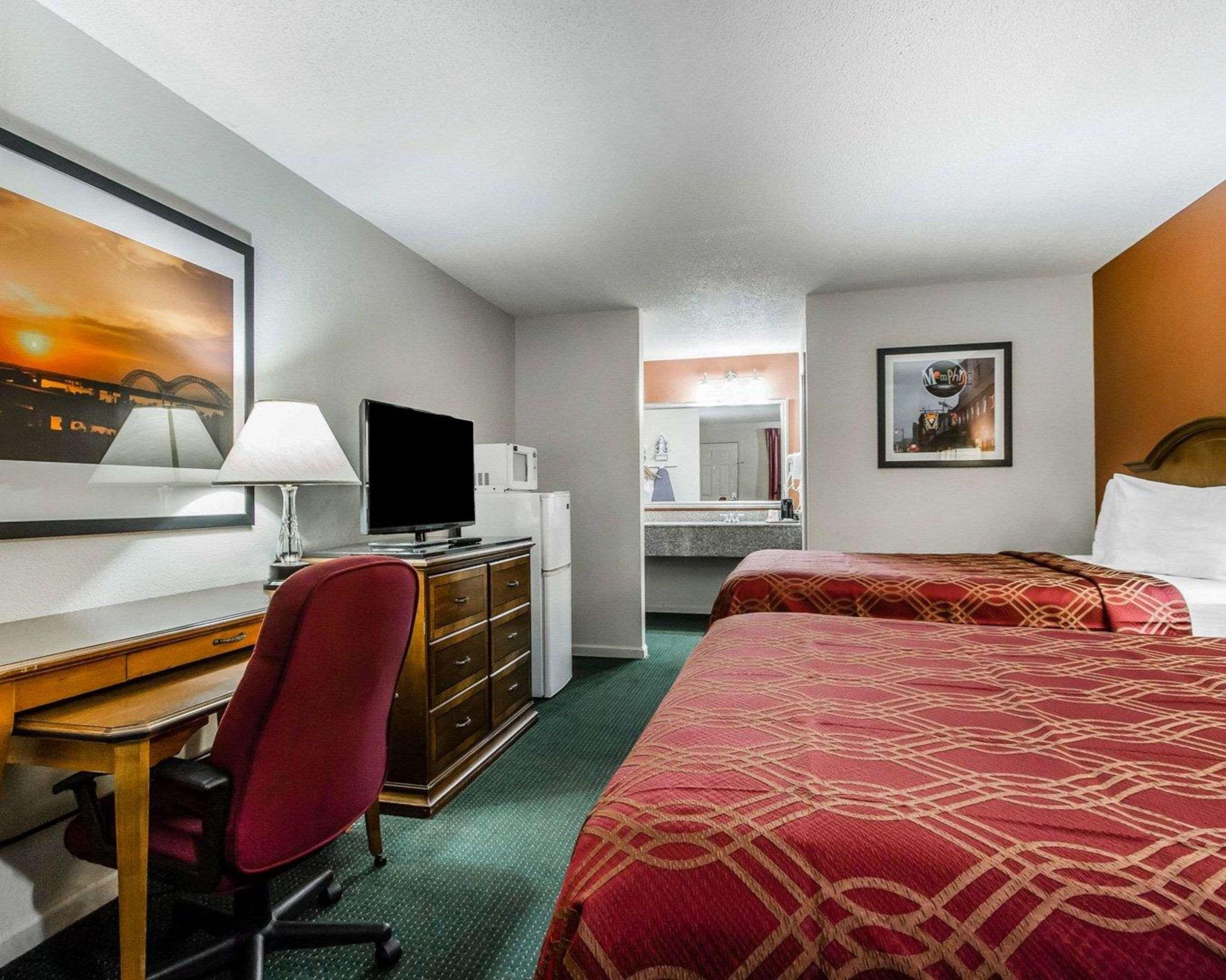 Econo Lodge Inn&Suites Enterprise Buitenkant foto