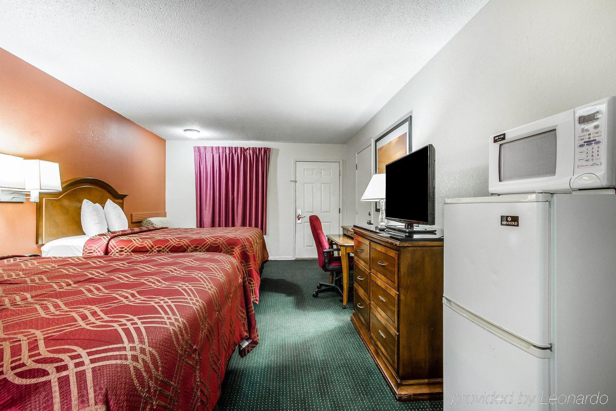 Econo Lodge Inn&Suites Enterprise Buitenkant foto