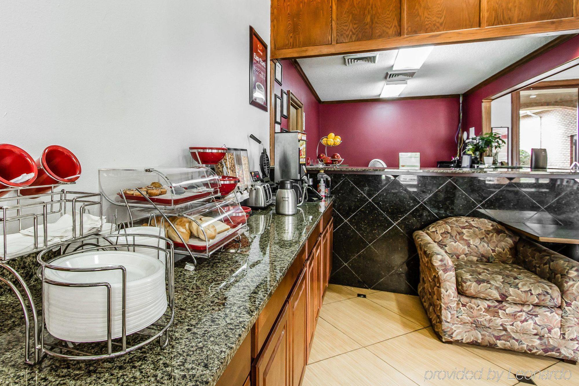Econo Lodge Inn&Suites Enterprise Buitenkant foto